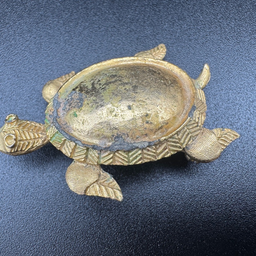 Signed BSK Gold Tone Turtle Tortoise Brooch Pin Figural MCM Textured Collectible